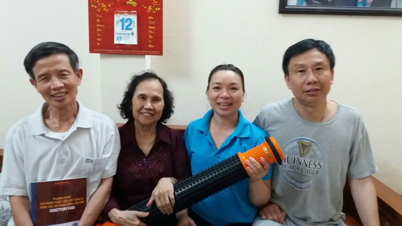 Tháng Vu Lan, cùng cha mẹ tập con lăn - trao gởi yêu thương